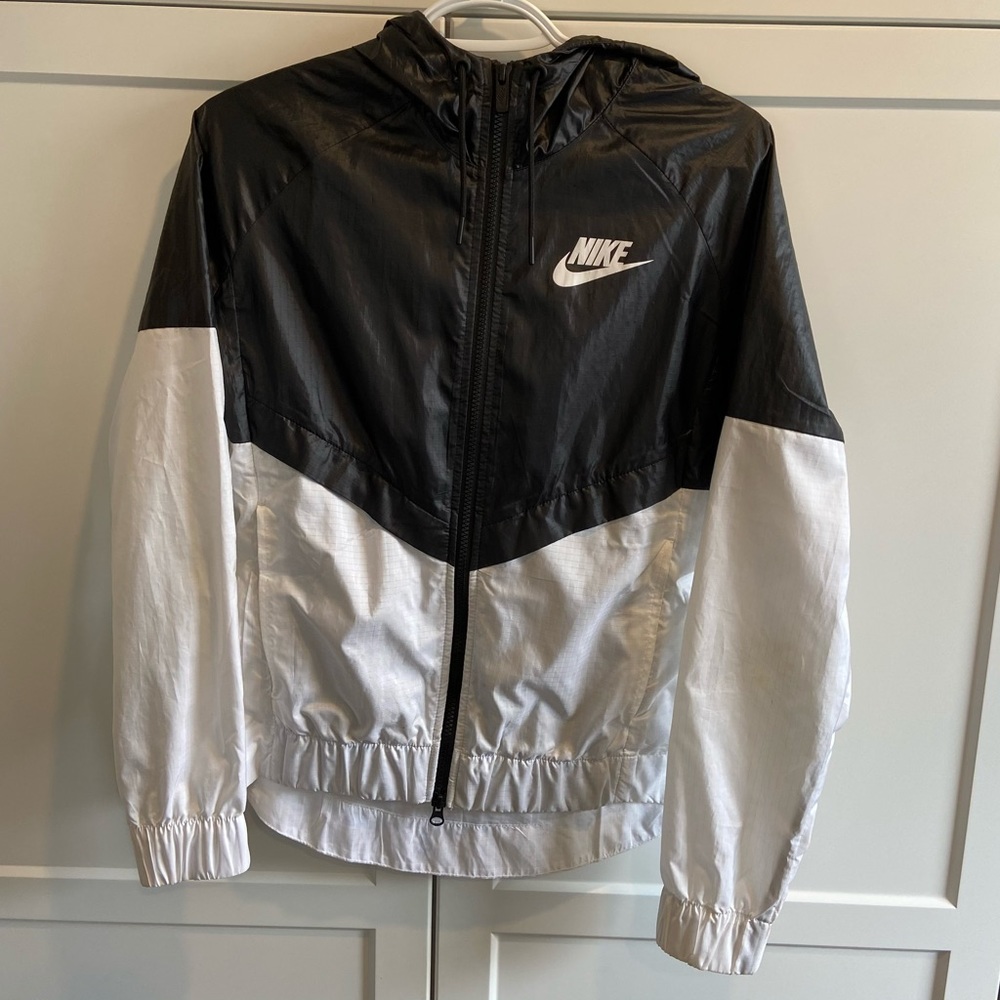 Nike Windbreaker Jacket